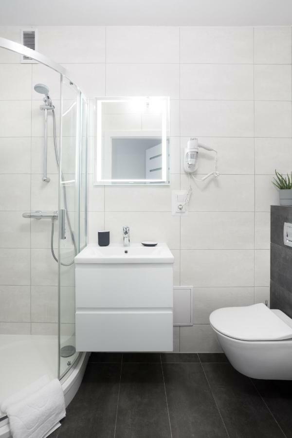Lajsnij Sobie Apartment بوزنان المظهر الخارجي الصورة